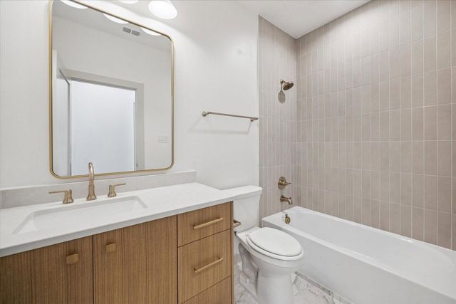 1341 Candlelight Lane, Houston, TX 77018