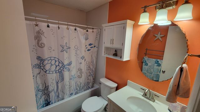 128 Wassaw Road, Savannah, GA 31410