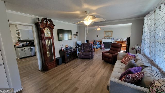 128 Wassaw Road, Savannah, GA 31410