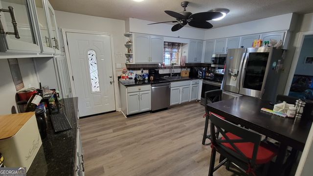 128 Wassaw Road, Savannah, GA 31410