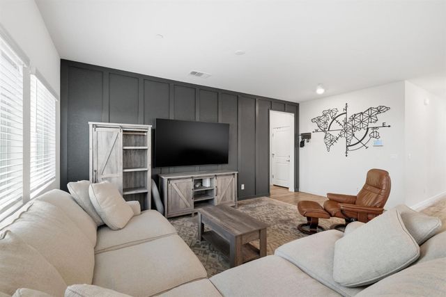 3176 Huntington St, Lincoln, CA 95648