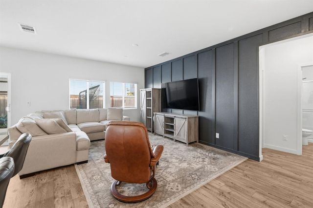 3176 Huntington St, Lincoln, CA 95648