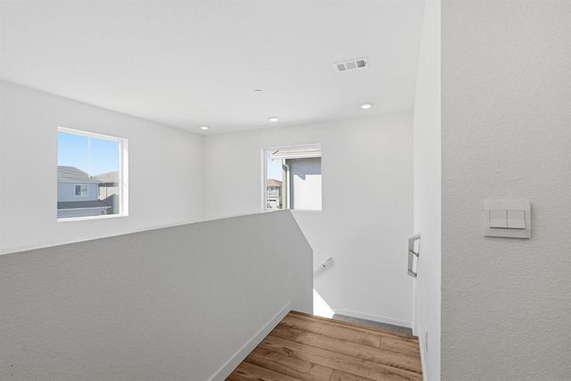 3176 Huntington St, Lincoln, CA 95648