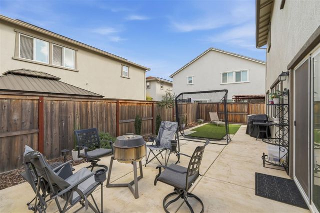 3176 Huntington St, Lincoln, CA 95648