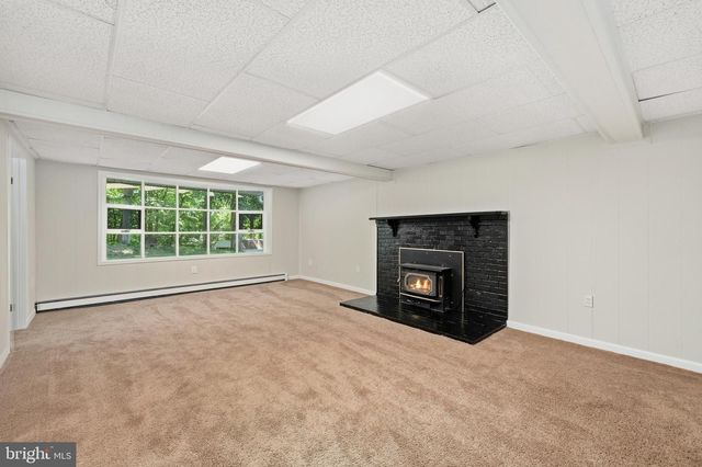 15215 CALEXICO LN, Woodbridge, VA 22193