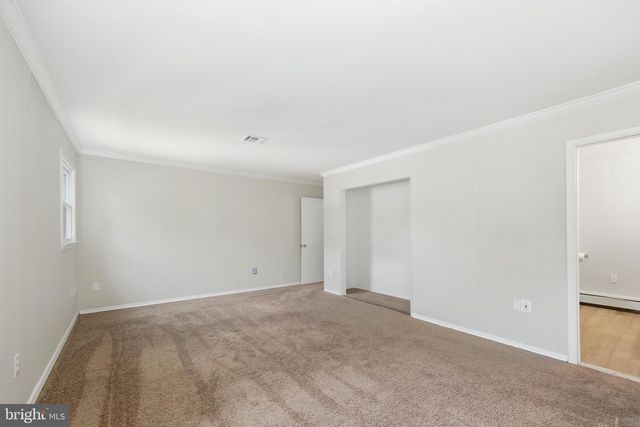 15215 CALEXICO LN, Woodbridge, VA 22193