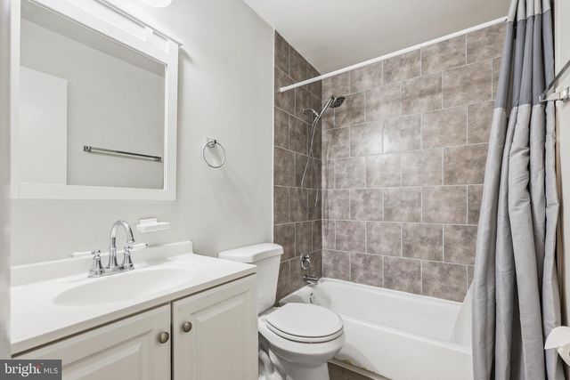 15215 CALEXICO LN, Woodbridge, VA 22193