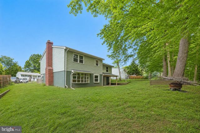 15215 CALEXICO LN, Woodbridge, VA 22193
