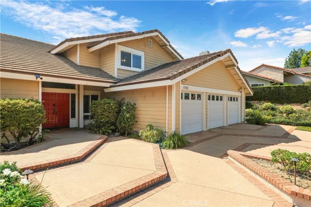 1782 Bridle Path, Santa Ana, CA 92705