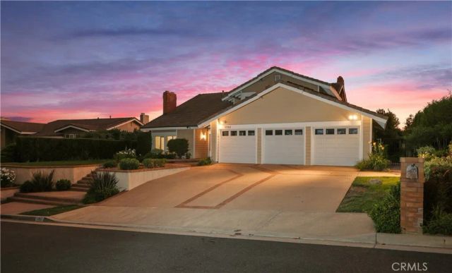 1782 Bridle Path, Santa Ana, CA 92705