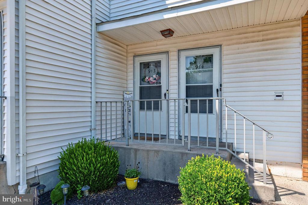 913 WOODCHIP RD, LUMBERTON, NJ 08048 — photo 2