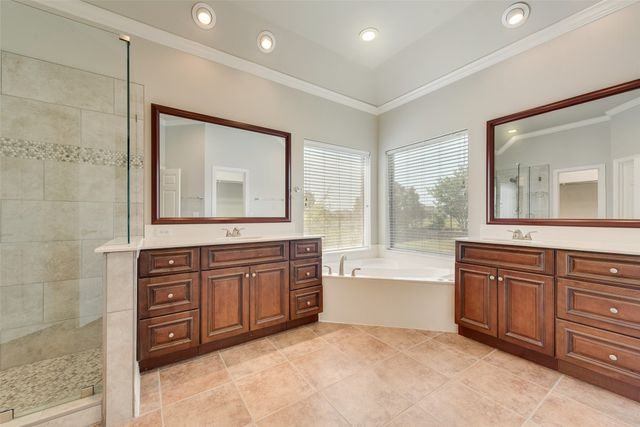101 Dunford Drive, Heath, TX 75032