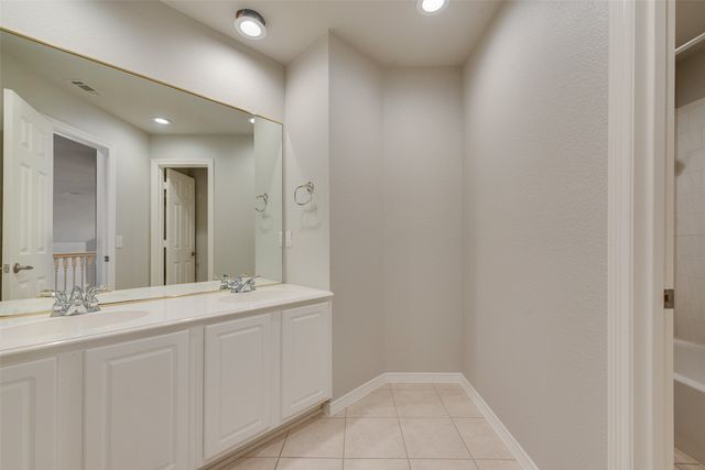 101 Dunford Drive, Heath, TX 75032