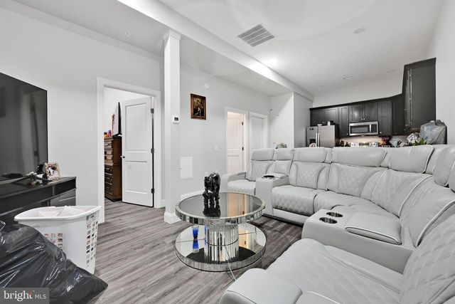 236 W MARKET ST, Jonestown, PA 17038
