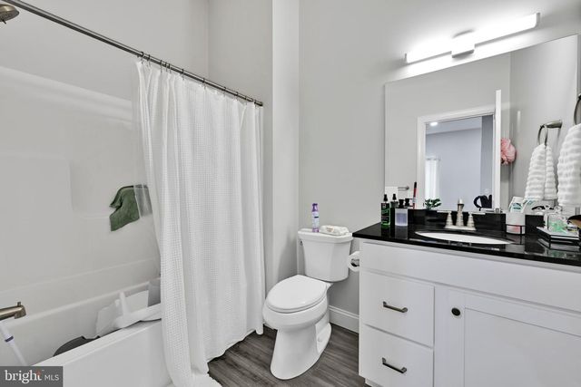 236 W MARKET ST, Jonestown, PA 17038