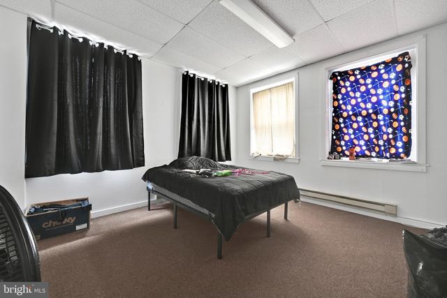 236 W MARKET ST, Jonestown, PA 17038