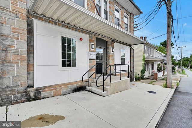 236 W MARKET ST, Jonestown, PA 17038