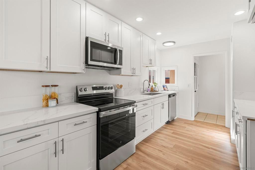 5090 Mount Harris Drive, San Diego, CA 92117 — photo 2