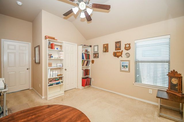6022 Lynwood Banks Lane, Houston, TX 77092