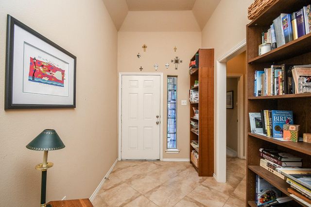 6022 Lynwood Banks Lane, Houston, TX 77092