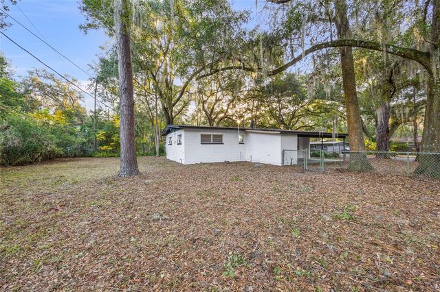 3826 NW 14TH PLACE, Gainesville, FL 32605