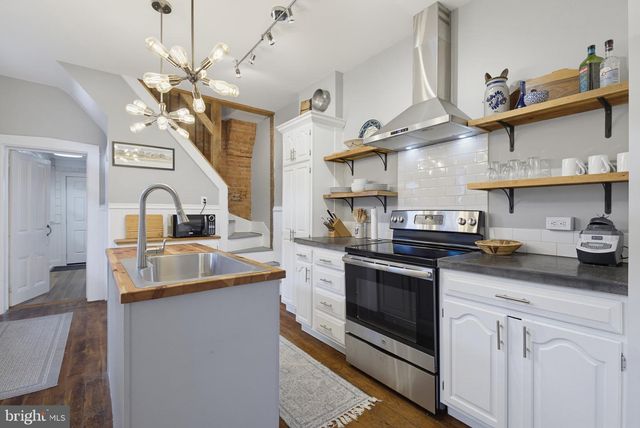 515 W ORANGE ST, Lancaster, PA 17603