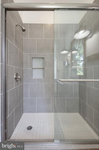 515 W ORANGE ST, Lancaster, PA 17603