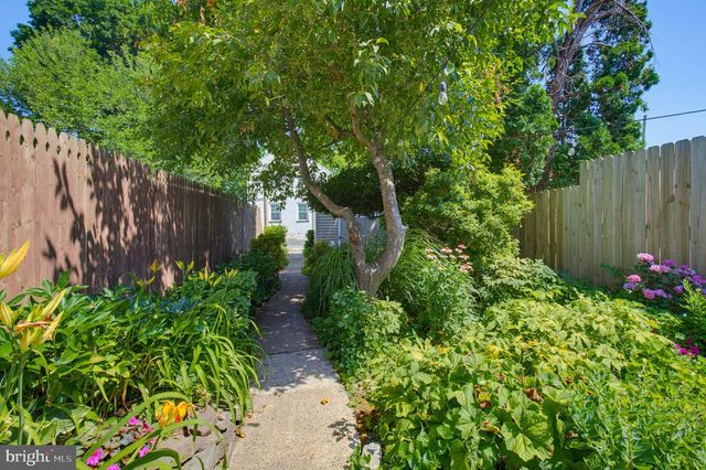 515 W ORANGE ST, Lancaster, PA 17603