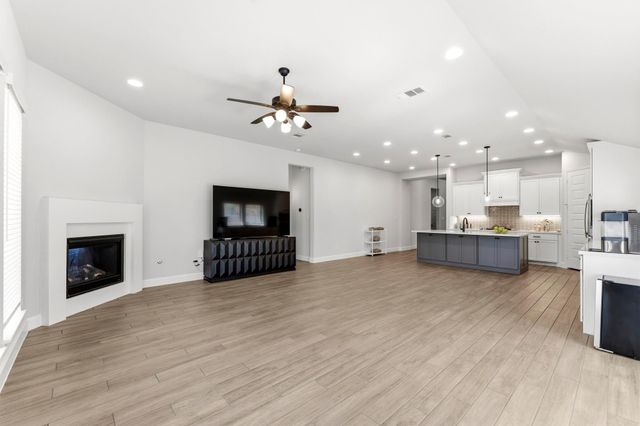 15618 Turtlehead Trail, Conroe, TX 77302