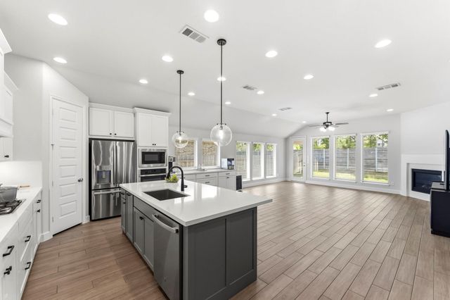 15618 Turtlehead Trail, Conroe, TX 77302