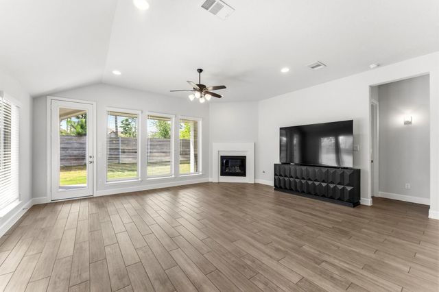 15618 Turtlehead Trail, Conroe, TX 77302