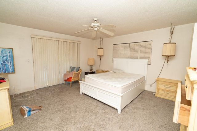 810 SE 10th Street, Fort Lauderdale, FL 33316