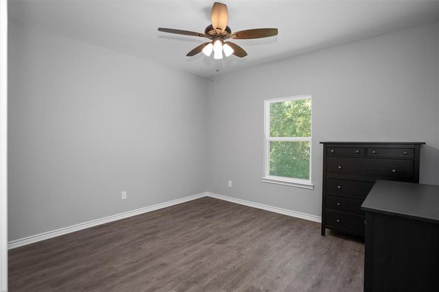 701 Sandy Brook Drive, Lufkin, TX 75901