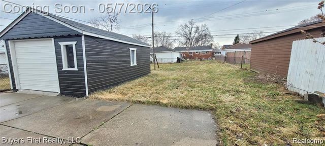 22084 Normandy Avenue, Eastpointe, MI 48021