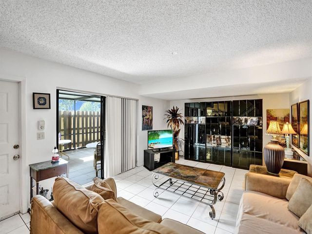 865 NW 29th Avenue A, Delray Beach, FL 33445
