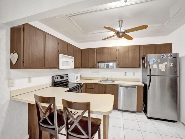 865 NW 29th Avenue A, Delray Beach, FL 33445