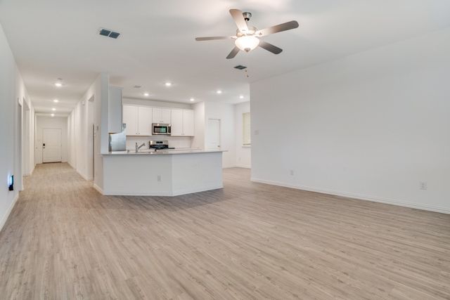 4913 Sagerun Drive, Princeton, TX 75407