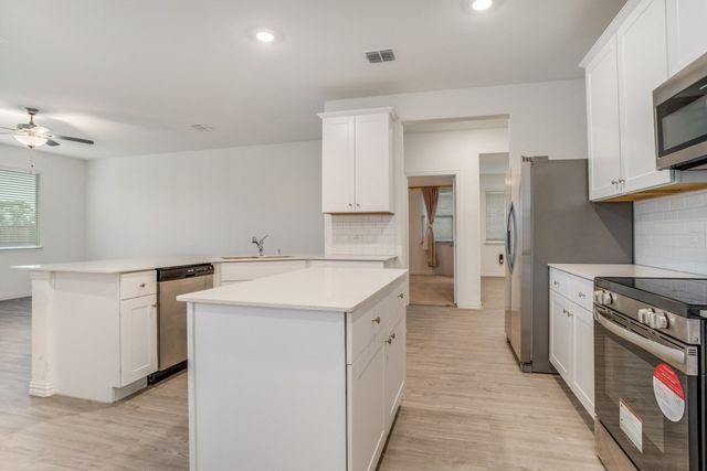 4913 Sagerun Drive, Princeton, TX 75407
