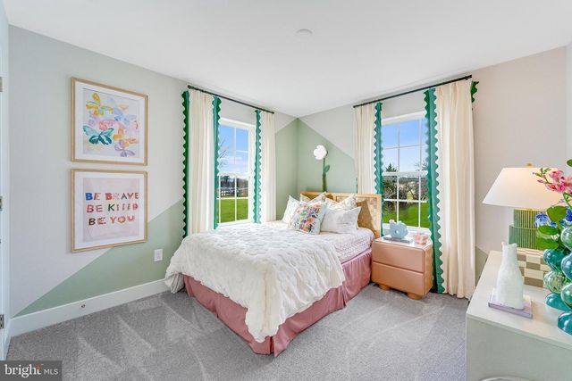 511 DOWNSWING RD, Baltimore, MD 21208