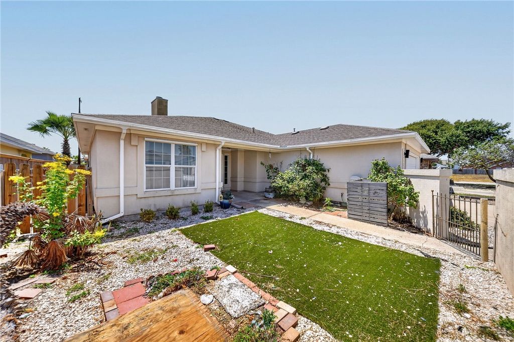 13605 Moro Lane, Corpus Christi, TX 78418 — photo 5
