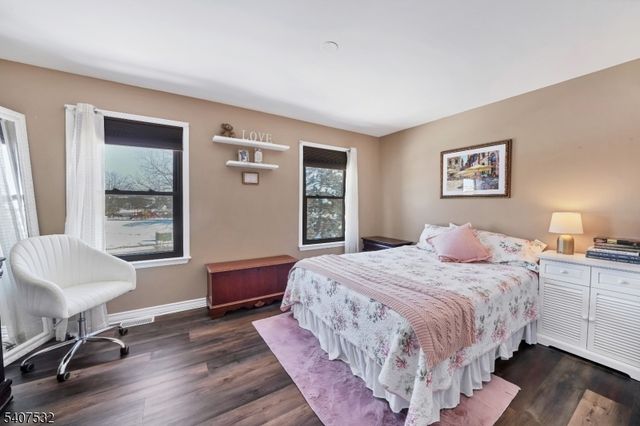 269 Spruce Ct, Raritan Twp., NJ 08822