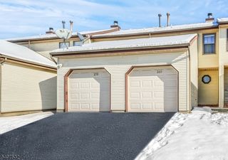 269 Spruce Ct, Raritan Twp., NJ 08822
