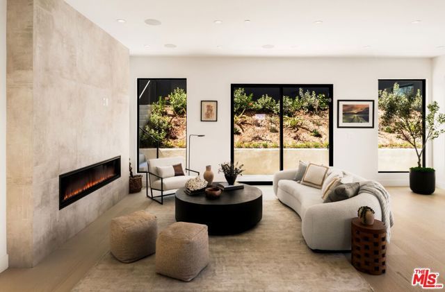 605 Erskine Drive, Los Angeles, CA 90272