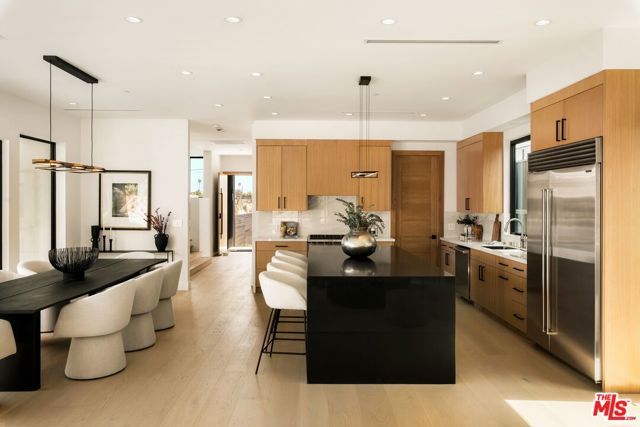 605 Erskine Drive, Los Angeles, CA 90272