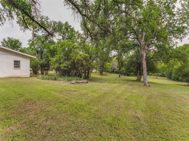 203 Lakeridge Road, Lakeside, TX 76108