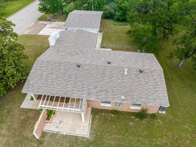 203 Lakeridge Road, Lakeside, TX 76108