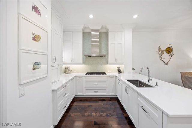 2718 Callista CT 203, Naples, FL 34114