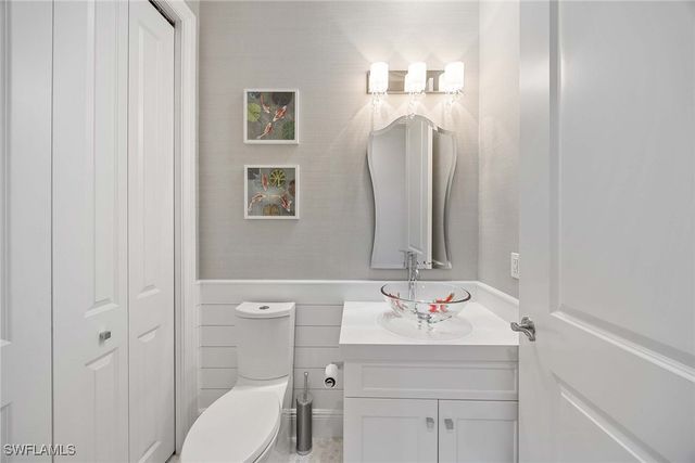 2718 Callista CT 203, Naples, FL 34114