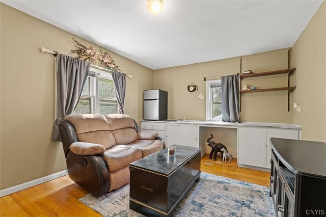 306 Boston Road, Salina, NY 13211