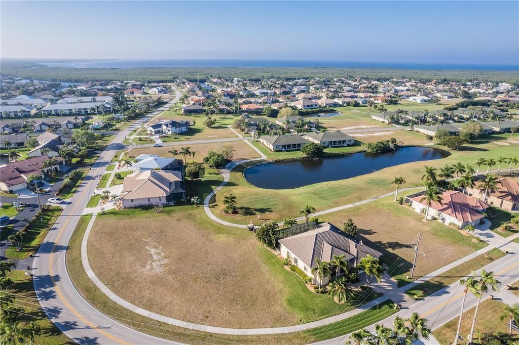 Image 6 of property listing at 3813 3825 BAL HARBOR BOULEVARD, Punta Gorda, FL 33950